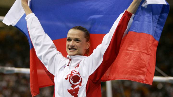 Svetlana Khórkina, doble campeona olímpica.