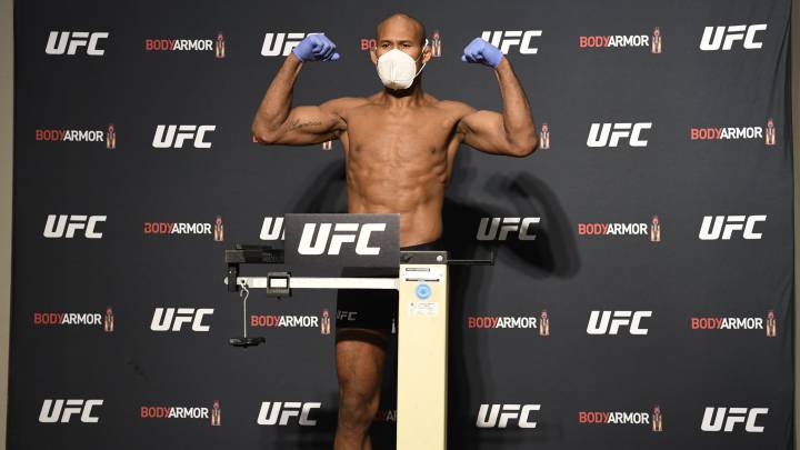 Ronaldo Souza, positivo por COVID-19.