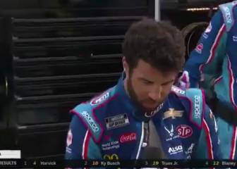 Asustó a todos: piloto se desmayó en plena entrevista