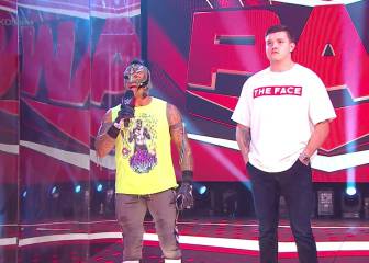 Rey Mysterio se enfrentará en un duelo 'Ojo por Ojo' contra Rollins
