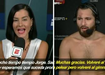 El enternecedor gesto de amor que la periodista sacó al fornido luchador de UFC tras perder
