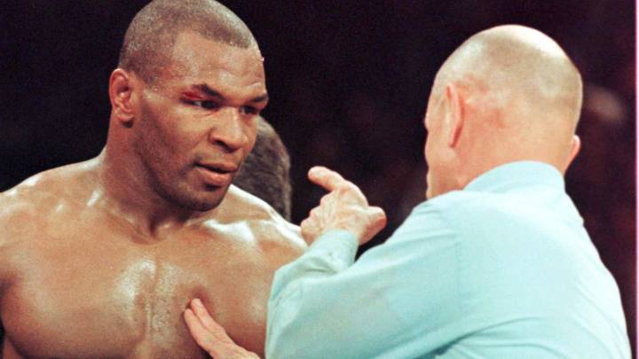 Roy Jones promete defenderse ante Mike Tyson.