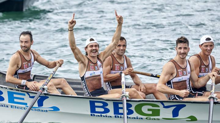 Zarautz se cuela con los favoritos en la Bandera de La Concha