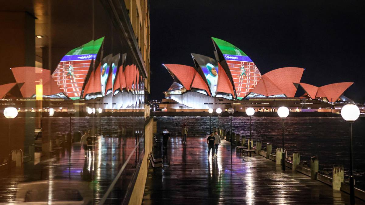 Cathy Freeman ilumina la Ópera de Sídney