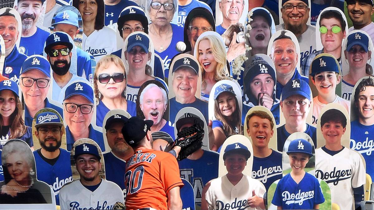 Béisbol ante un público muy singular