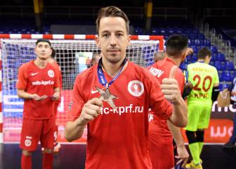 Lin da al Partido Comunista el tercer puesto en Champions