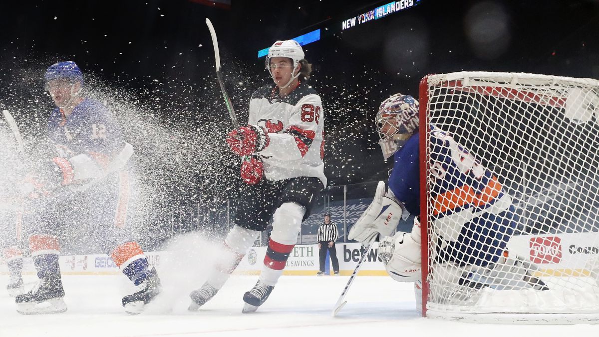 Triunfo de los Islanders ante los Devils en la NHL