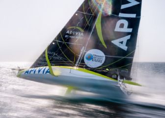 Apivia, Sea Explorer y Bureau Vallée, a por el asalto final