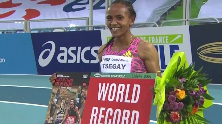 Estratosférico récord del mundo de Gudaf Tsegay en 1.500