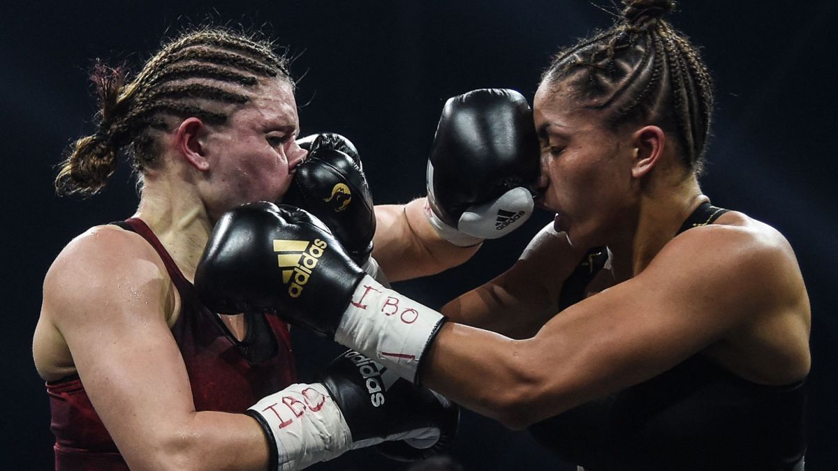 Yoka-Mossely retiene el título del peso ligero ante Kaiser