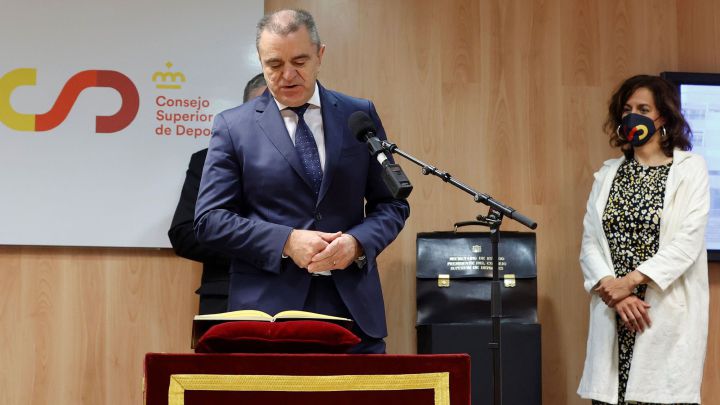 "Me comprometo a impulsar una nueva Ley del Deporte y aprobar una Ley Antidopaje"