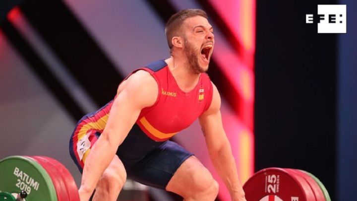 David Sánchez, bronce en dos tiempos en la categoría de 73 kg