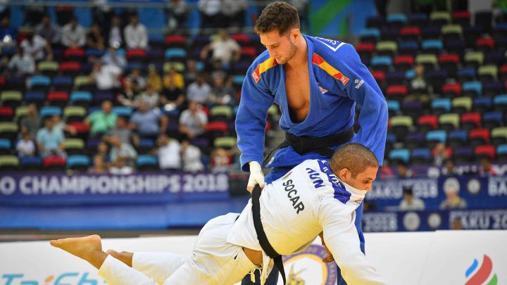 Niko no puede acabar con su maldición en los Europeos