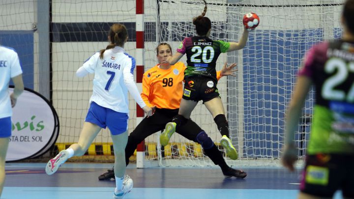 Espe López en un gol,