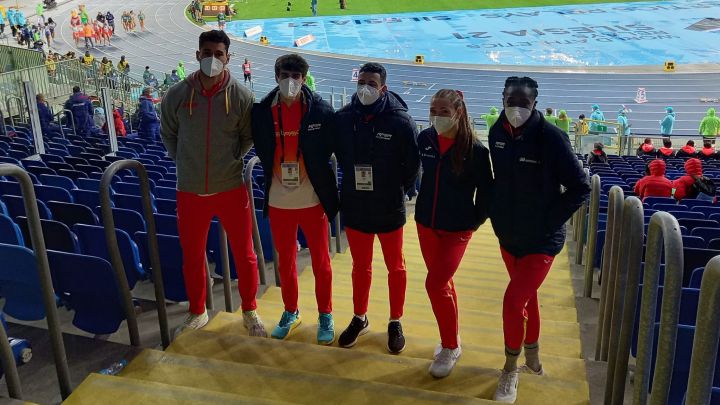 Sexto puesto para el 4x400 mixto en el Mundial de Silesia
