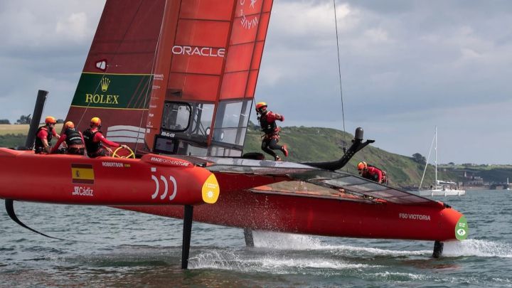 El España defiende su liderato en el Gran Premio de Plymouth