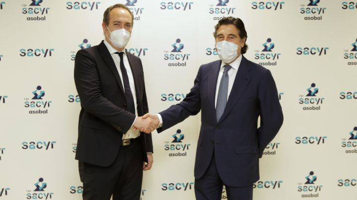 Revuelta (Asobal) y Manrique (Sacyr).