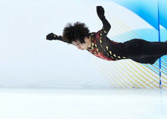 El chino Jin Boyang 'vuela' sobre el hielo de Beijing