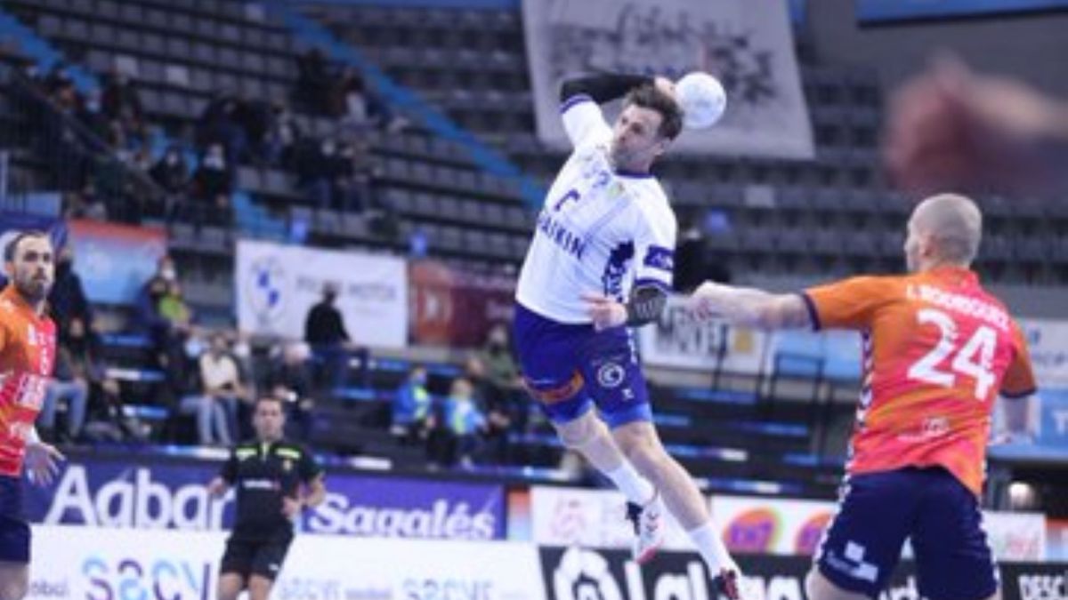 Balonmano Liga Asobal El Granollers Se Mantiene En La Pelea Por La