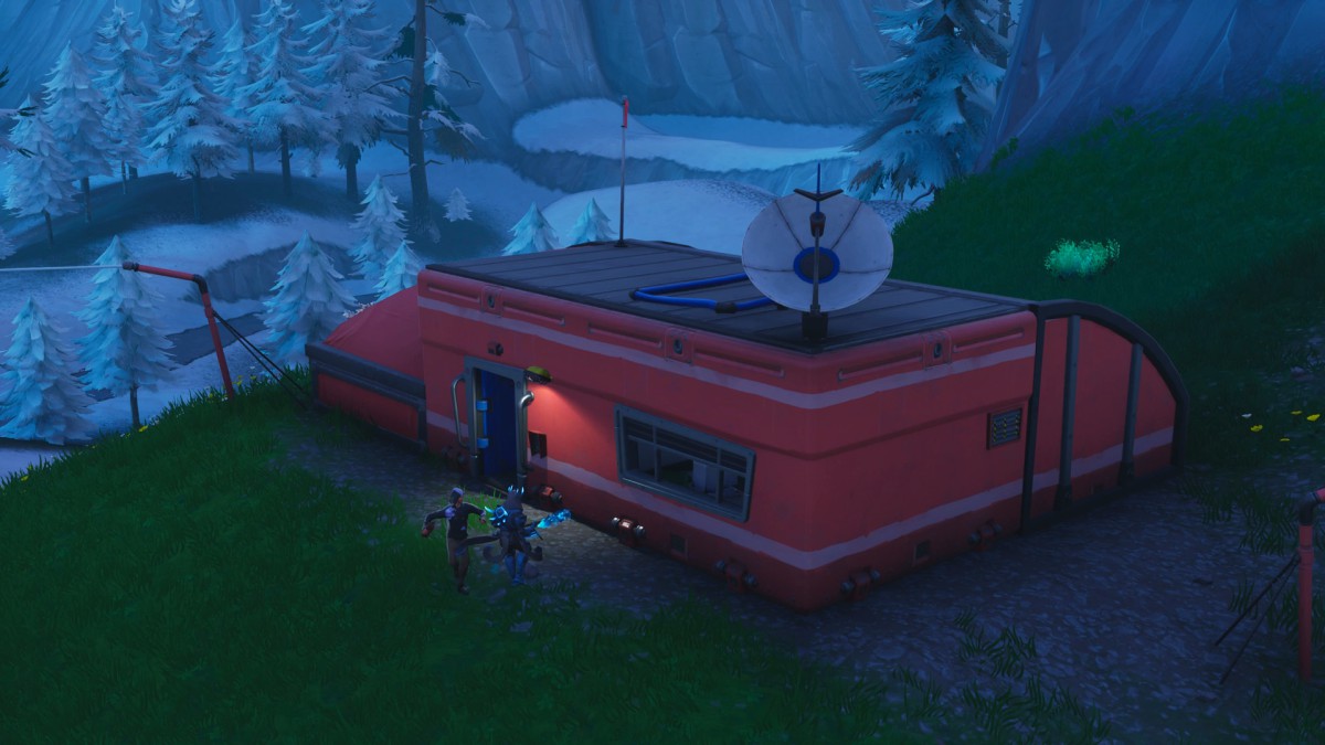 fortnite battle royale semana 10 temporada 7 desafio visita puestos de avanzada en una misma partida