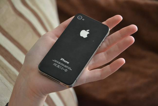 iphone 4 mano