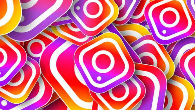 instagram multiple