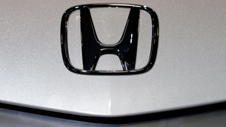 Primeros coches autónomos que adelantan solos, Honda anuncia su fabricación