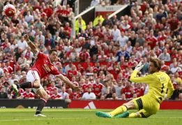 Chicharito jugó 25 minutos en el empate del Manchester United
