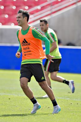 Rafa Márquez lleva más técnicos con el Tri que con sus clubes