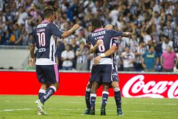 Monterrey aplastó al León con doblete de Cardona