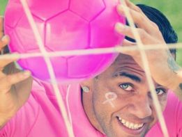 España se une en la lucha contra el cáncer de mama