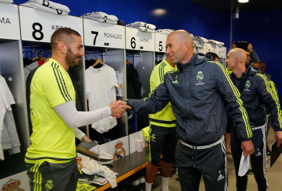 Los rostros del Real Madrid en la presentación de Zinedine Zidane