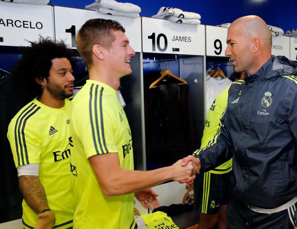 Los rostros del Real Madrid en la presentación de Zinedine Zidane