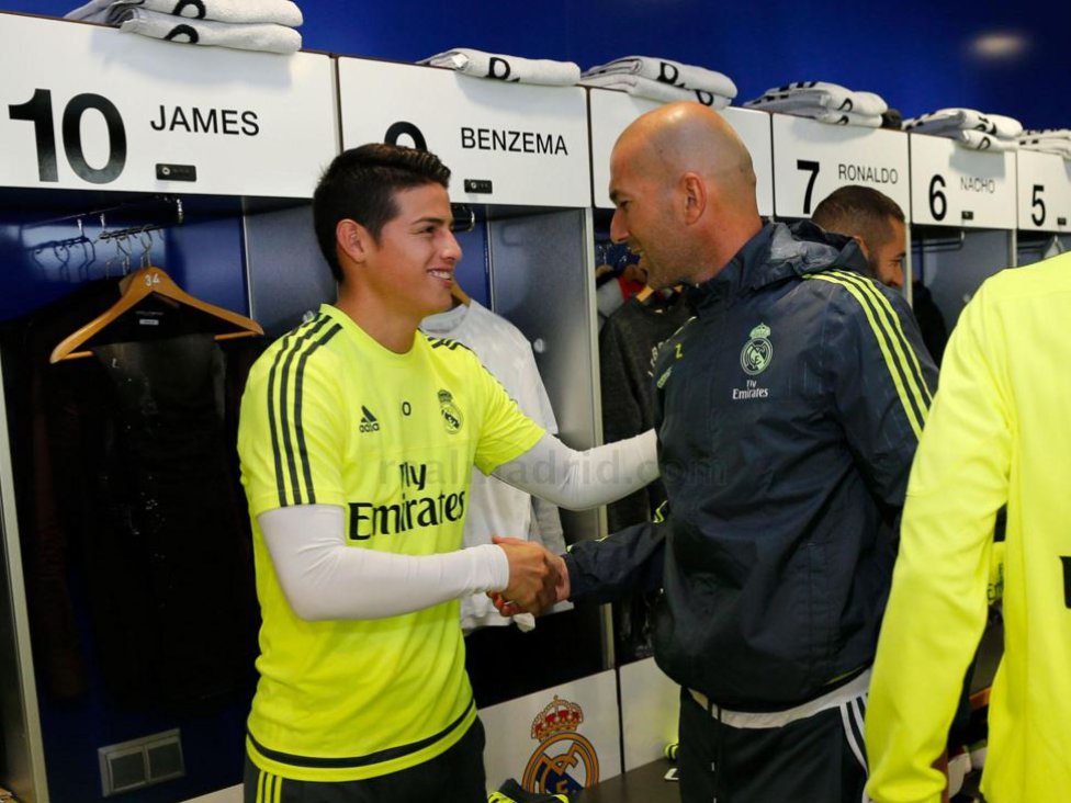 Los rostros del Real Madrid en la presentación de Zinedine Zidane