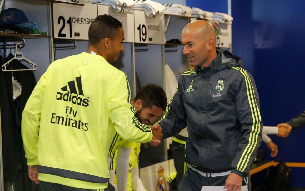 Los rostros del Real Madrid en la presentación de Zinedine Zidane