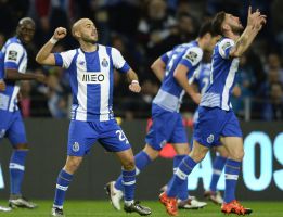 El Porto estrena a Peseiro con victoria; asistencia de Layún