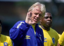 Beenhakker debutó a Cuauhtémoc Blanco en el América