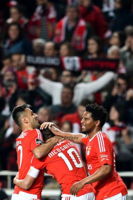 Golea Benfica a Tondela; Jiménez no vio participación