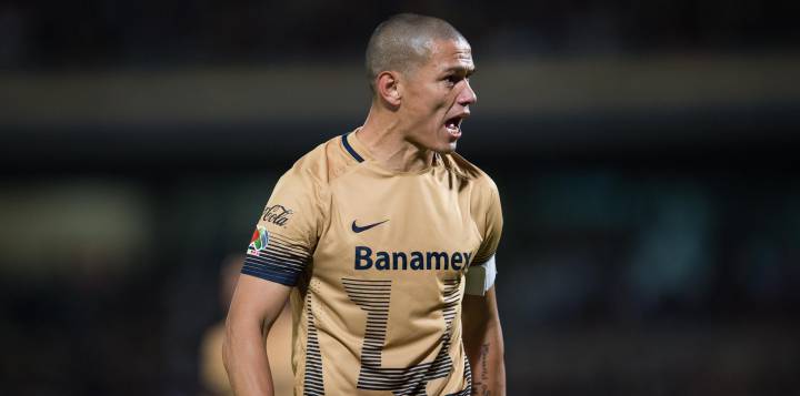 Verón, contento de tener de vuelta a Palencia en Pumas