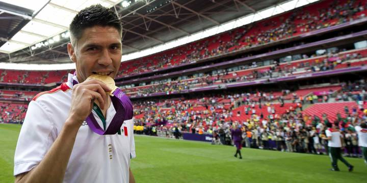 Oficial: Oribe Peralta jugará en el equipo olímpico de México