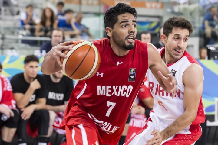 Los '12 Guerreros' sufren ante Irán pero siguen en el camino a Río