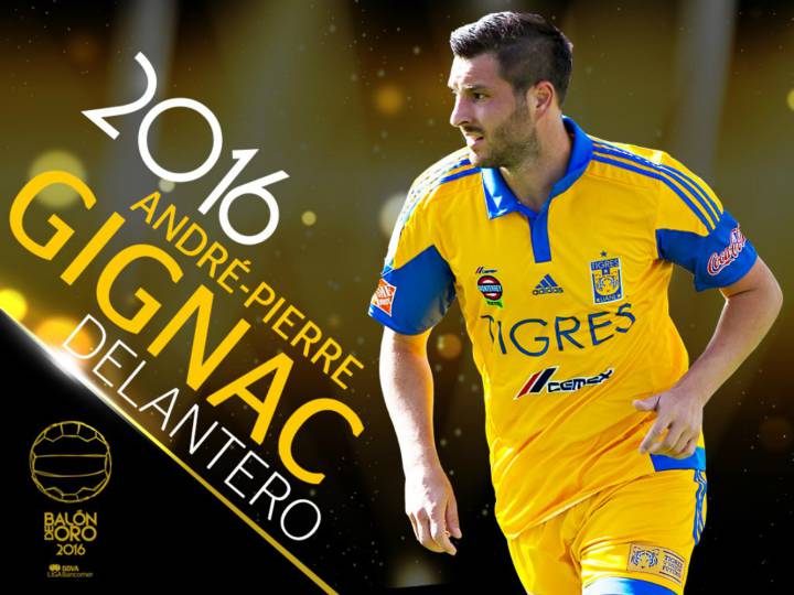 Gignac fue la estrella en la gala del Balón de Oro MX
