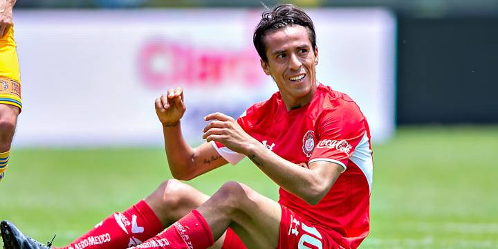 Le proponen a Lucas Lobos dirigir fuerzas básicas en Argentina