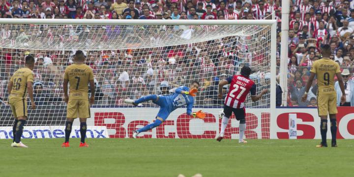 ‘Pikolín’, cerca del récord de más penaltis atajados en un torneo