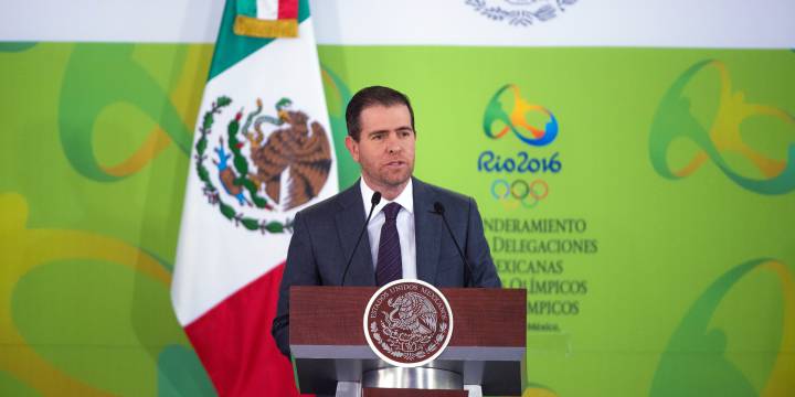 Alfredo Castillo: "Mi renuncia está sobre la mesa"