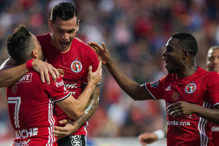 Xolos vence a Pumas en la frontera y se mantiene líder