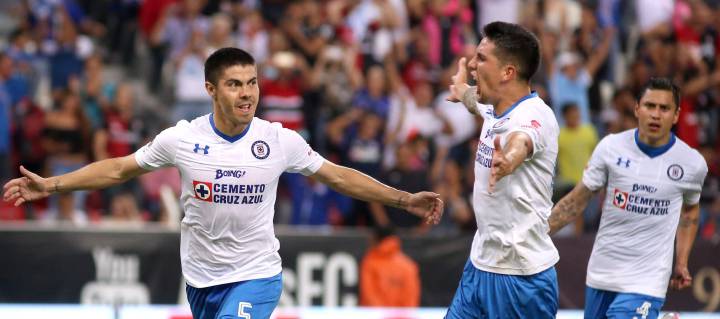 Con penal, Cruz Azul le roba el triunfo al Atlas en la Liga MX