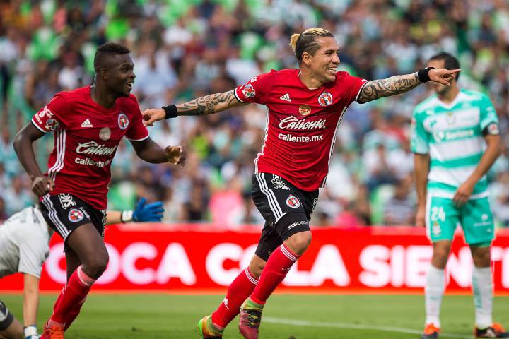Los 'Xolos' asaltan Torreón y el liderato del torneo