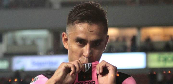 Necaxa se mete en puestos de Liguilla tras vencer a Toluca