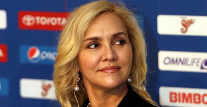 Angélica Fuentes sufre embargo de propiedades y bienes